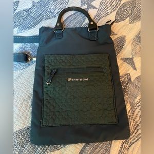Sherpani Chloe Le crossbody bag. NWOT. Smoke free home.
